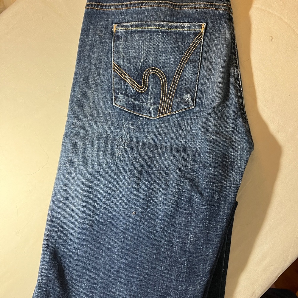 COH Citizens of Humanity. High rise, wide leg-flare bottom, Size 29, 32" Inseam - Picture 8 of 8